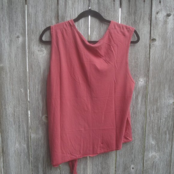 Disney "Good Times" XL Tank by Junk Food - Picture 4 of 4